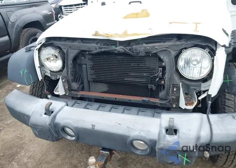 2017 Jeep Wrangler Sport 4X4 из США, поврежденный, VIN 1C4AJWAG9HL611476